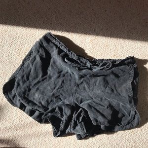 brandy melville black shorts